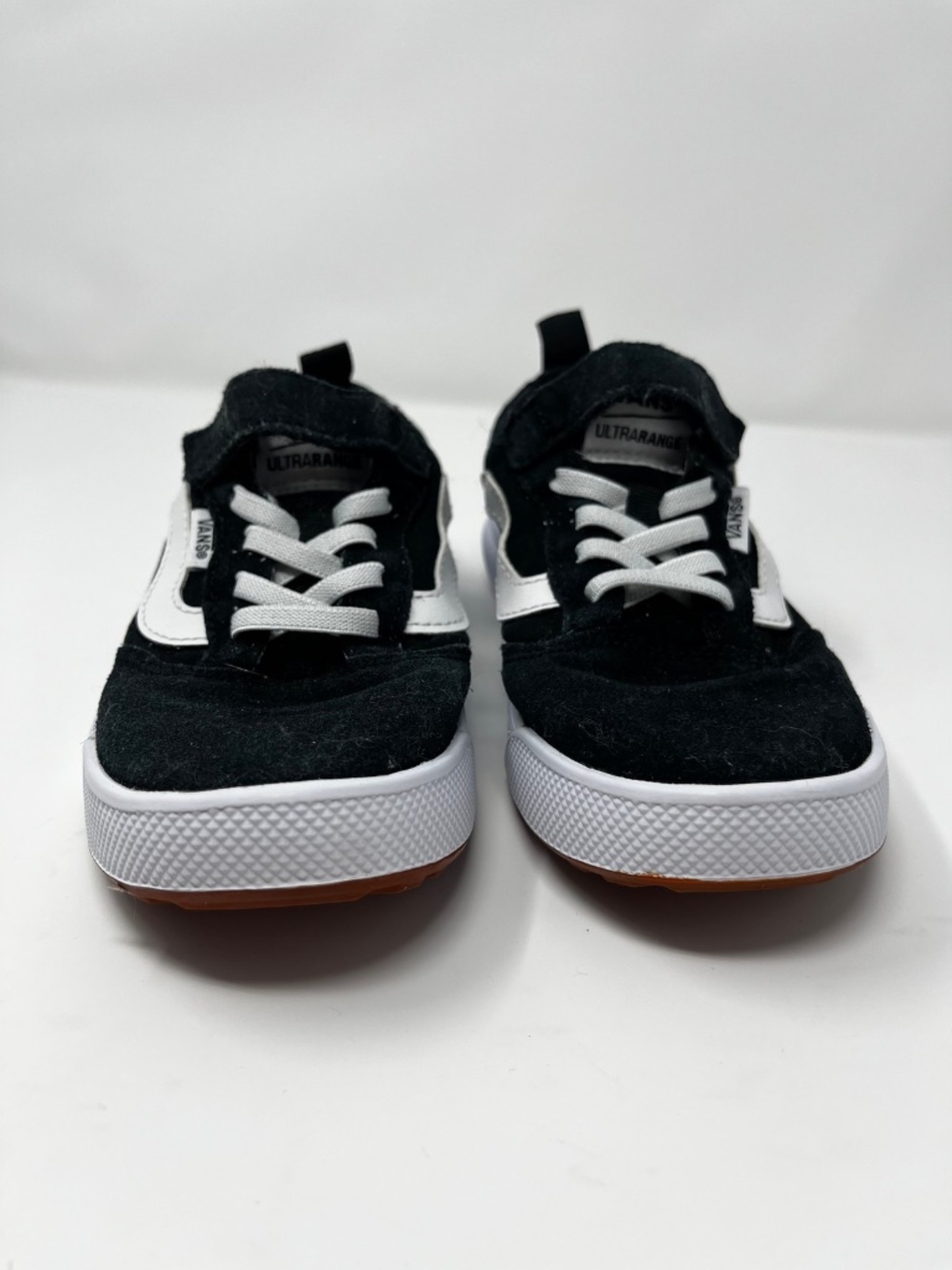Vans UltraRange Kids Sneakers Black White Sz 1.5